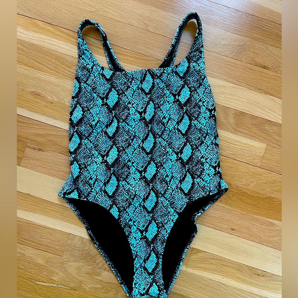 Snakeskin Solid & Striped